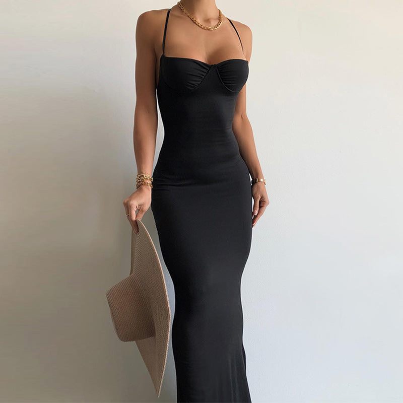 Sleek Spaghetti Strap Bodycon Maxi Dress – Effortlessly Chic and Alluring